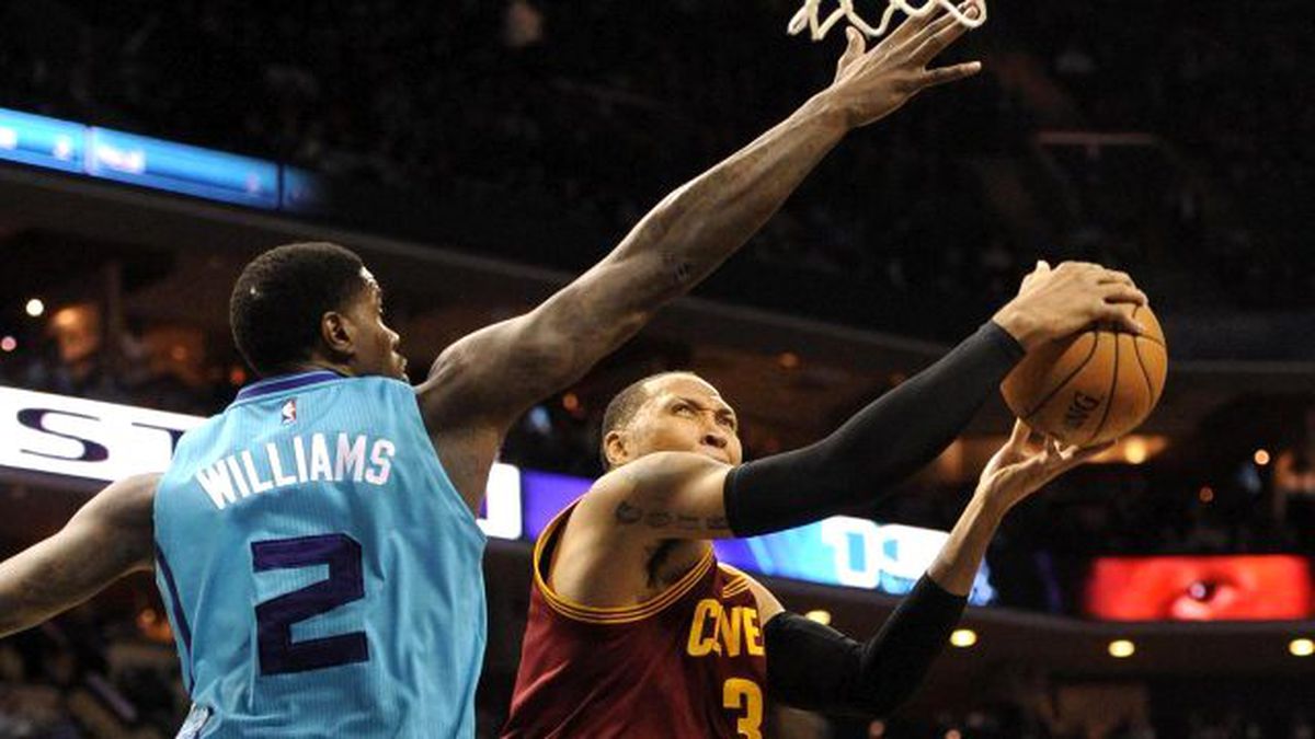 Shawn Marion Basketbola Veda Ediyor