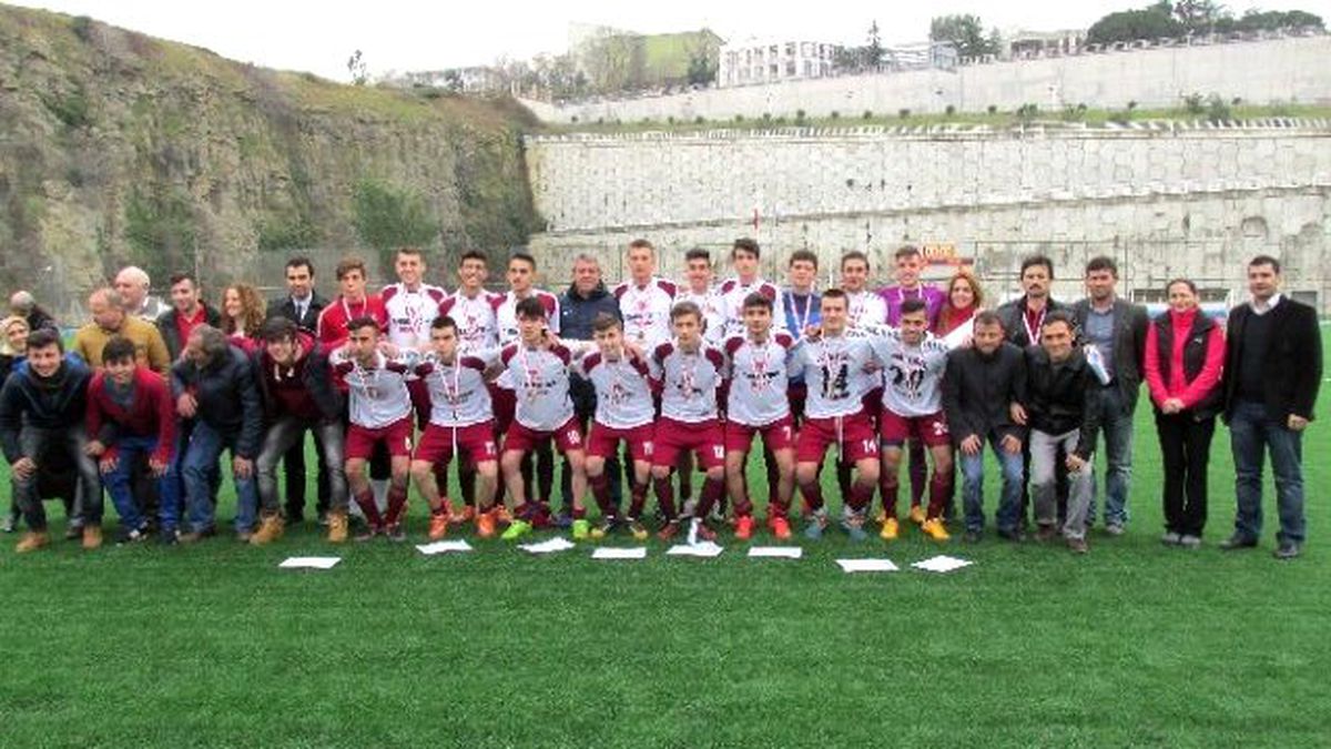 Spor Lisesi Çeyrek Finalde