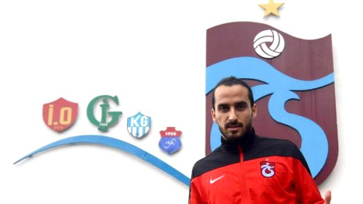 Trabzonspor, Erkan Zengin\'e İmzayı Attırdı