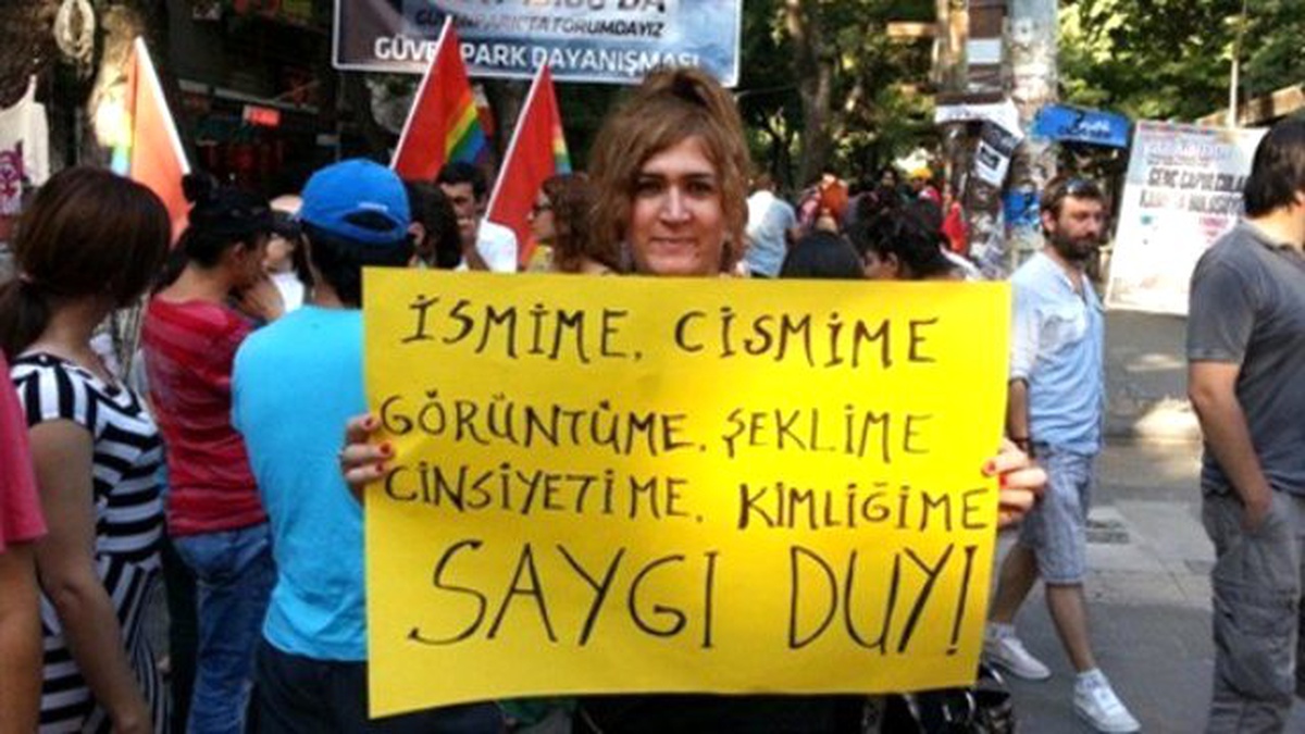 Trans Aktivist, Cinsiyet Geçiş Ameliyatında Hayatını Kaybetti