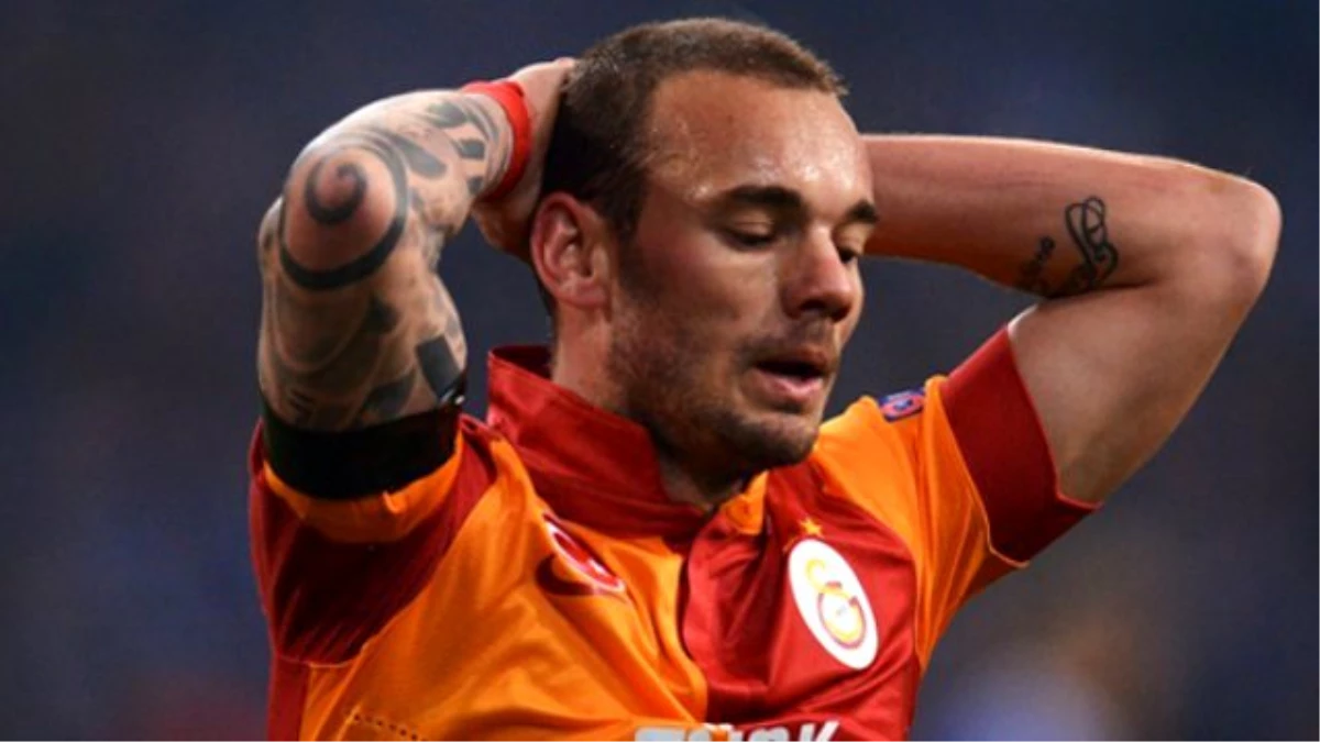 Wesley Sneijder, Oyundan Çıkarılınca Doğrudan Soyunma Odasına Gitti