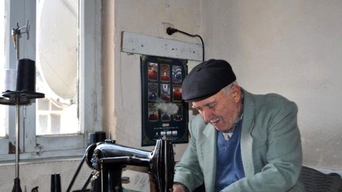 55 Yıldır Kumaşlara Hayat Veriyor