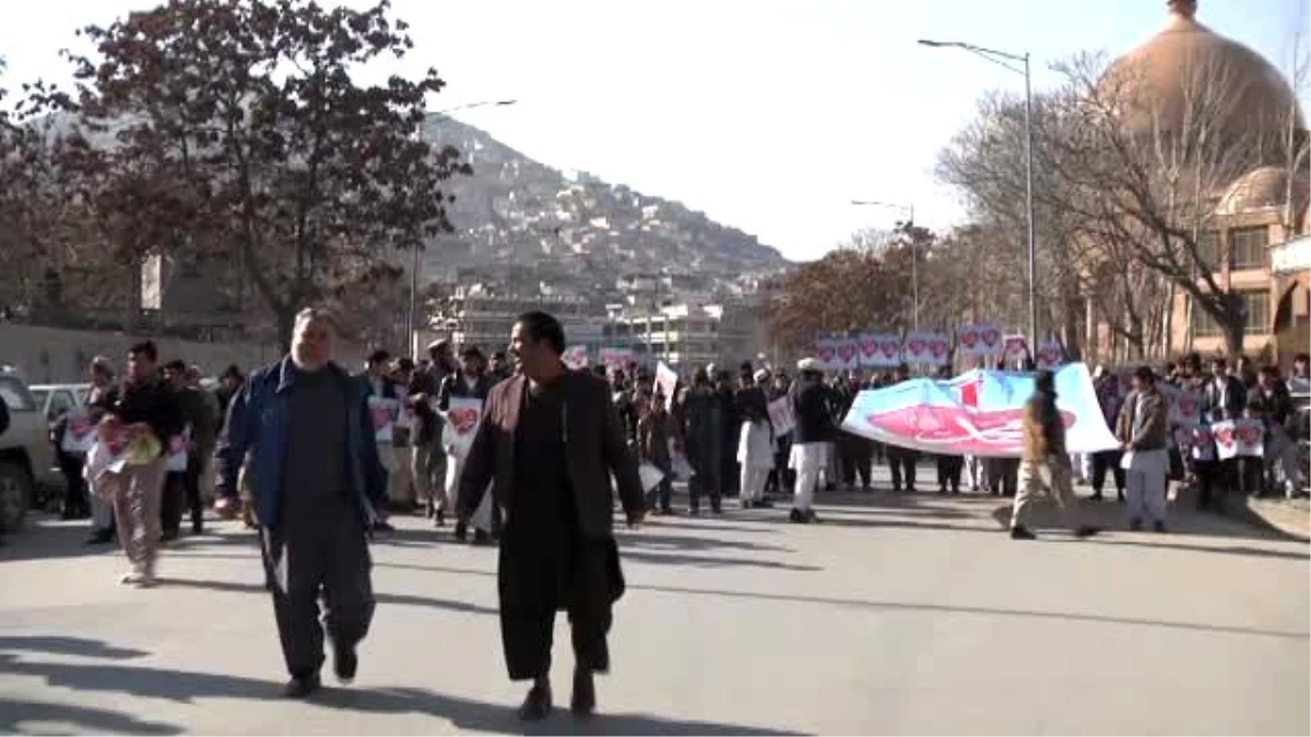 Afganistan\'da Charlie Hebdo Protesto Edildi
