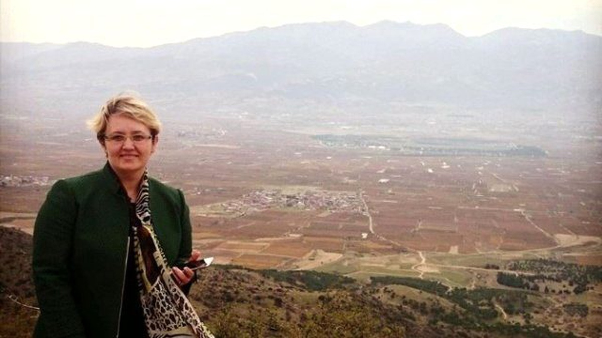 Ak Partili Şükriye Burak\'tan Çiftçiye Yeni Üretim Alanı