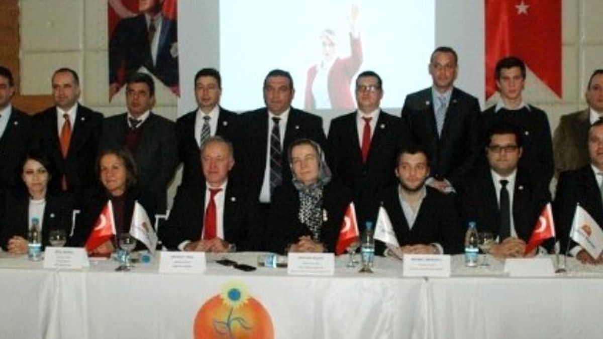 Anadolu Partisi Eskişehir\'de Tanıtıldı