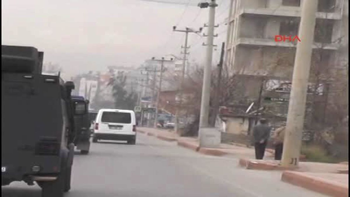 Antalya Polis Kamerasından Uyuşturucu Operasyonu