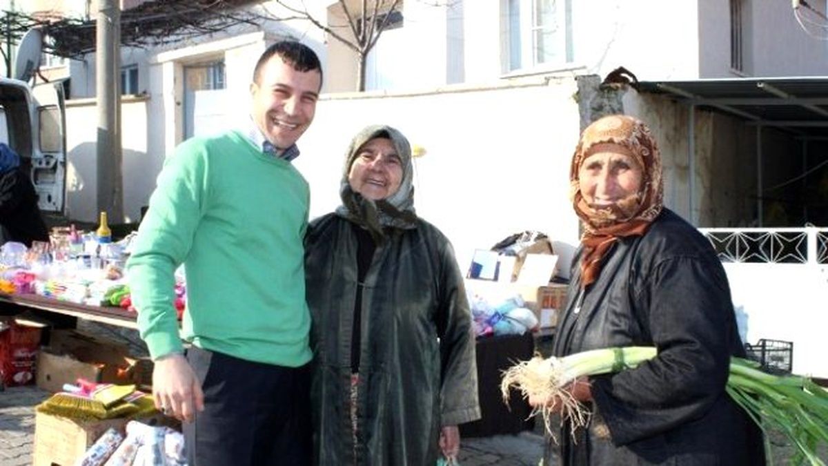 Balya\' da Başkan Kılıç Pazarcıları Ziyaret Etti
