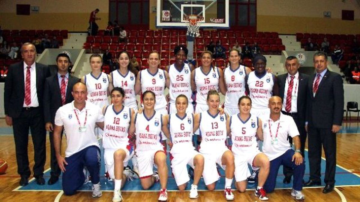 Adana Botaş\'ta Çeyrek Final Sevinci