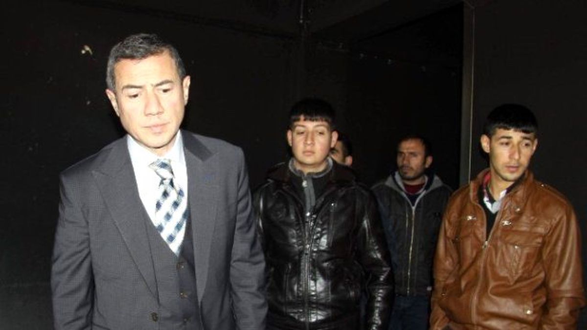 GTO Başkanı Bartık, Yanan Tekstil Atölyesinde İnceleme Yaptı