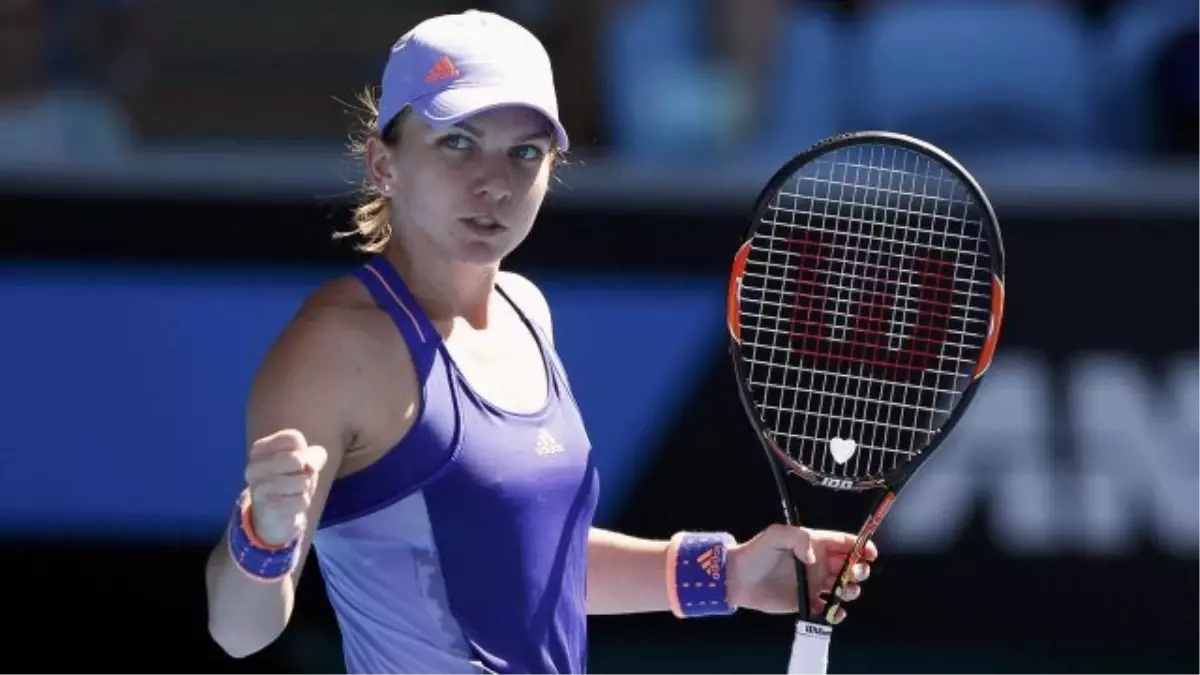 Halep ile Bouchard Zorlanmadan Dördüncü Turda