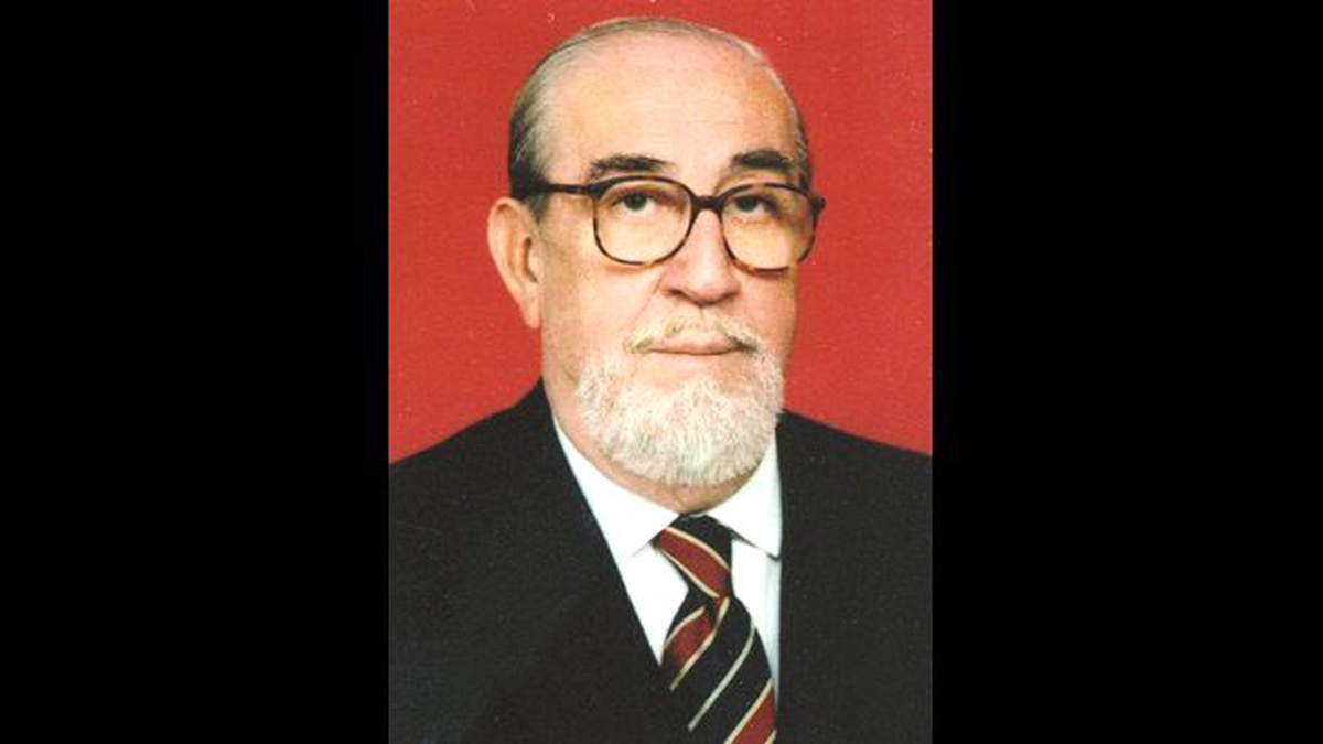 Hizmet Rekortmeni Avukat Kansere Yenildi