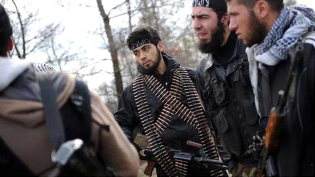 IŞİD Militanları Birbirine Girdi: 25 Ölü