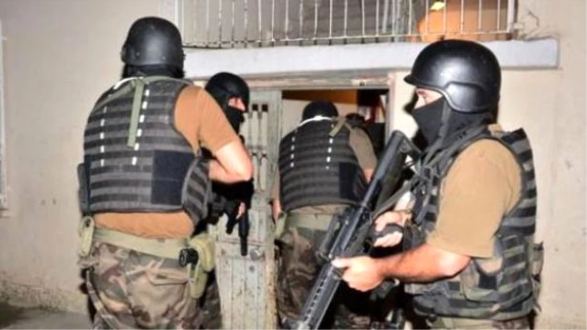 İstanbul\'da Terör Örgütü Operasyonu