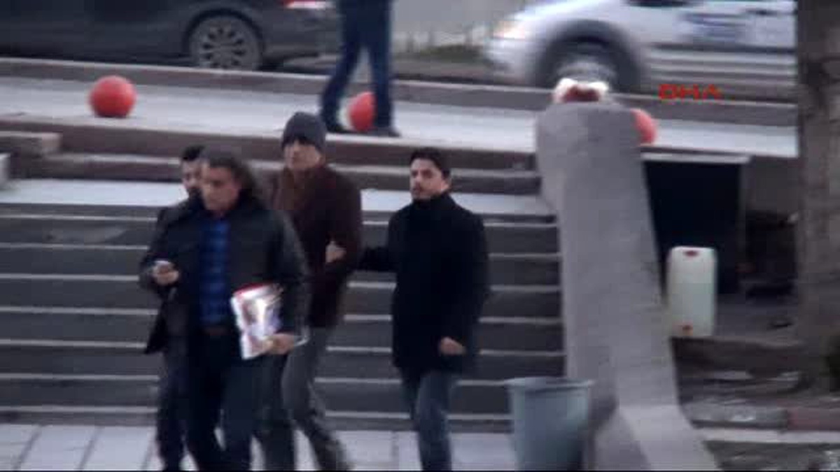 Komşu Cinayet Zanlısı Adliyeye Sevk Edildi