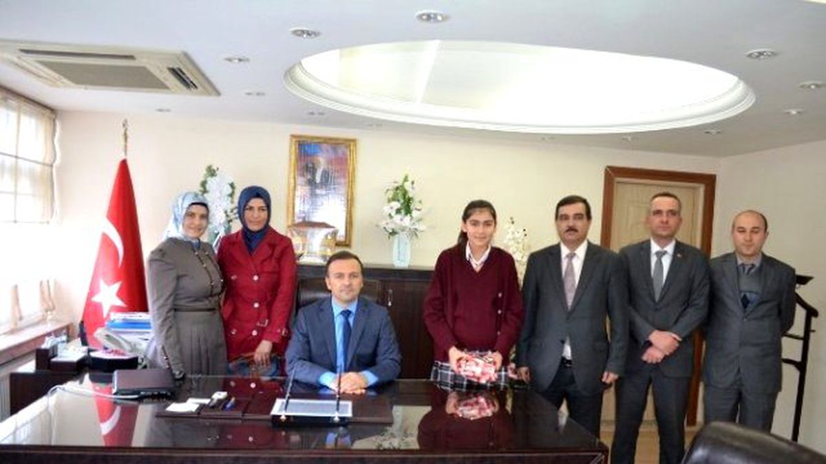 Kula Birincisi Öğrenci Ödüllendirildi