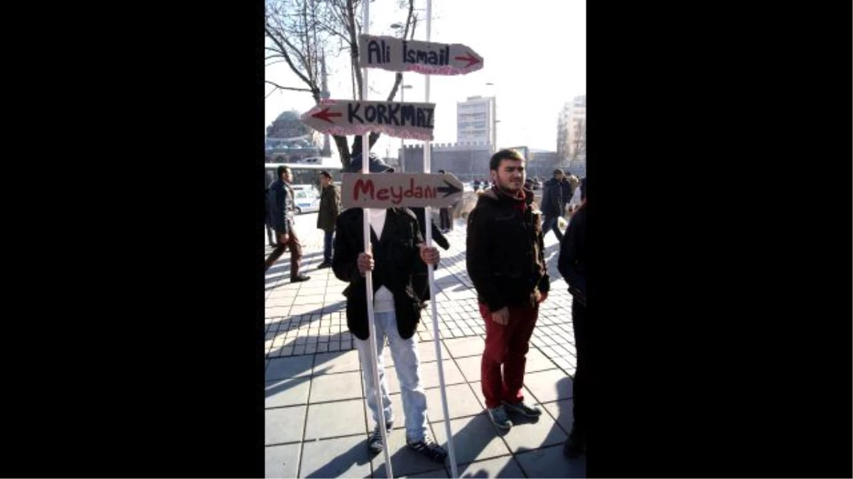 Liseliler, Ali İsmail Korkmaz Kararını Protesto İçin Karne Yaktı