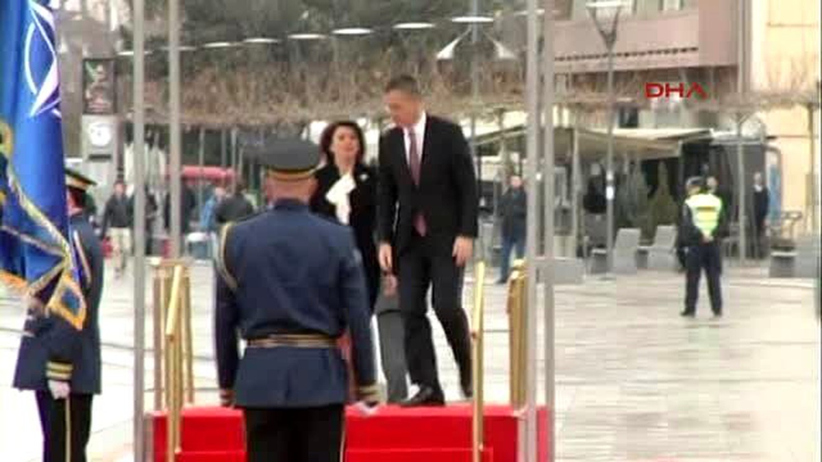 NATO Genel Sekreteri Jens Stoltenberg Kosova\'yı Ziyaret Etti