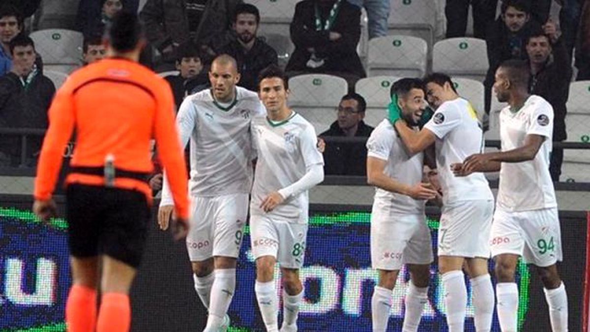 Nefes Kesen Açılışta Gülen Taraf Bursa: 2-3