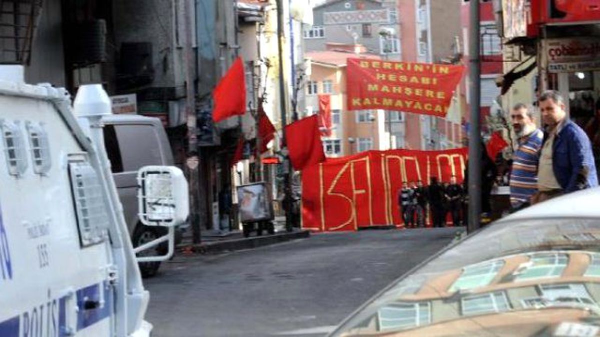 Okmeydanı\'nda Polis Müdahalesi