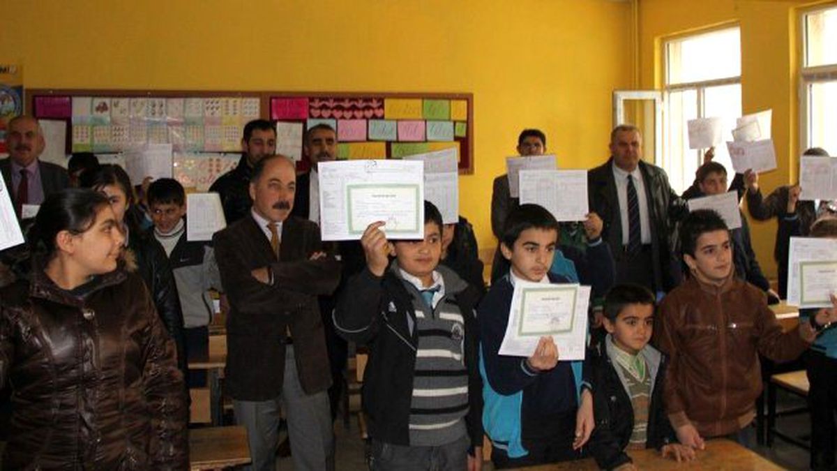 Okullarda Karne Heyecanı