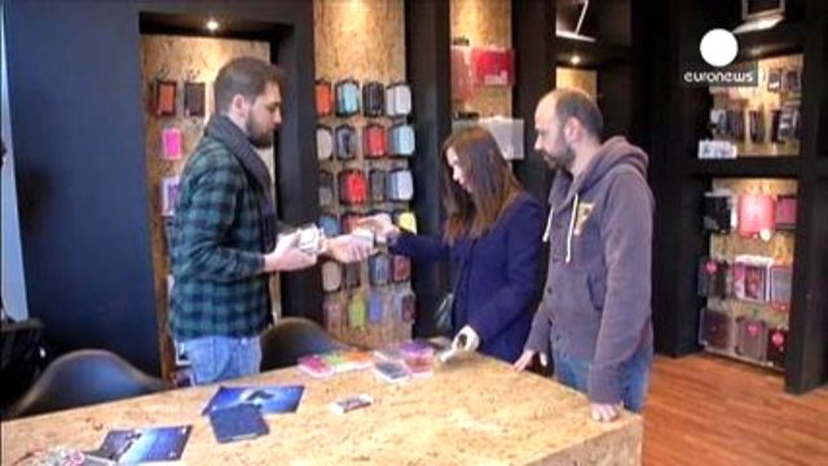 Sandıktan Kim Çıkarsa Çıksın Komşu Umutsuz