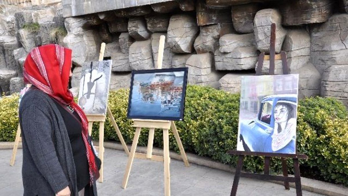 Siverek Halk Eğitim Merkezi Kursiyerlerinden Resim Sergisi