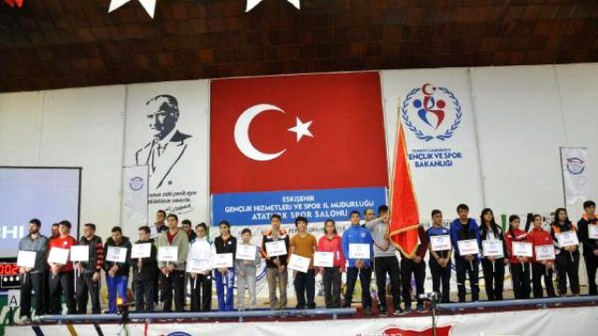 Türkiye Halter Şampiyonası\'nın Açılış Töreni Yapıldı