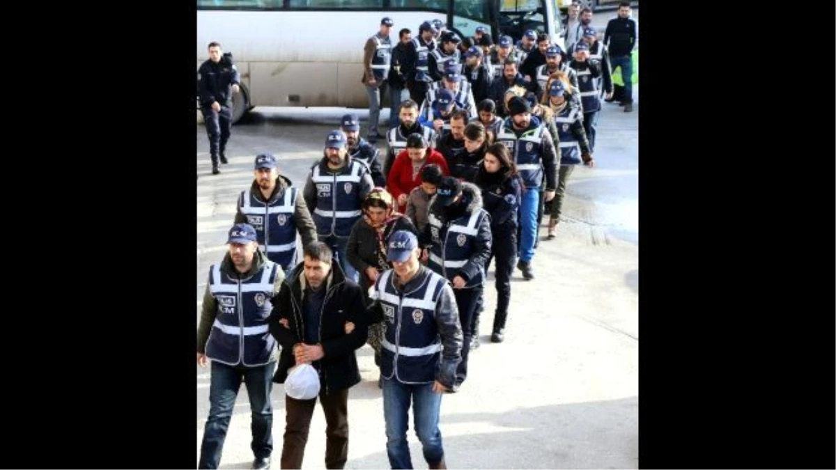 Uyuşturucu Operasyonunun 14 Şüphelisi Adliyede