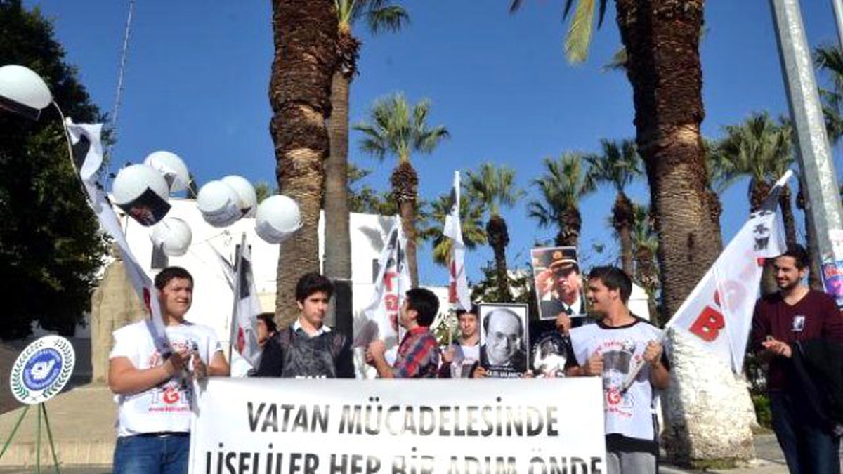 Adalet ve Demokrasi Haftası Etkinliklerinde Aydınlar Anıldı
