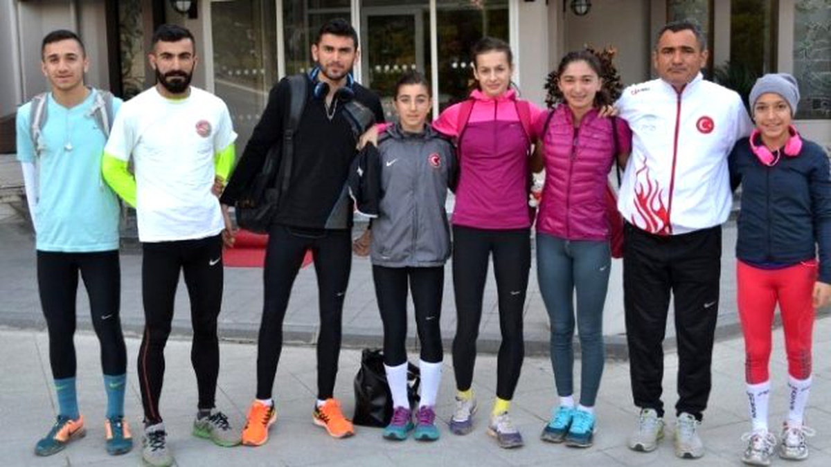 Atletizm Milli Takımı Kuşadası\'nda Kampta
