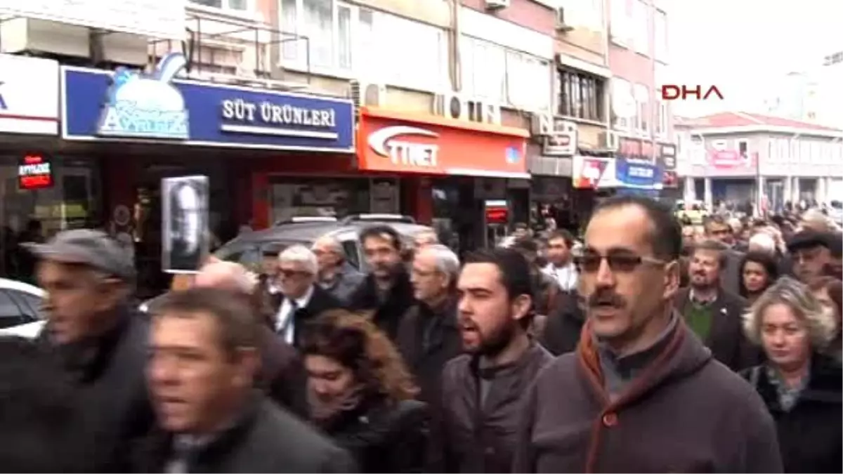 Balıkesir'de Uğur Mumcu'ya Anma