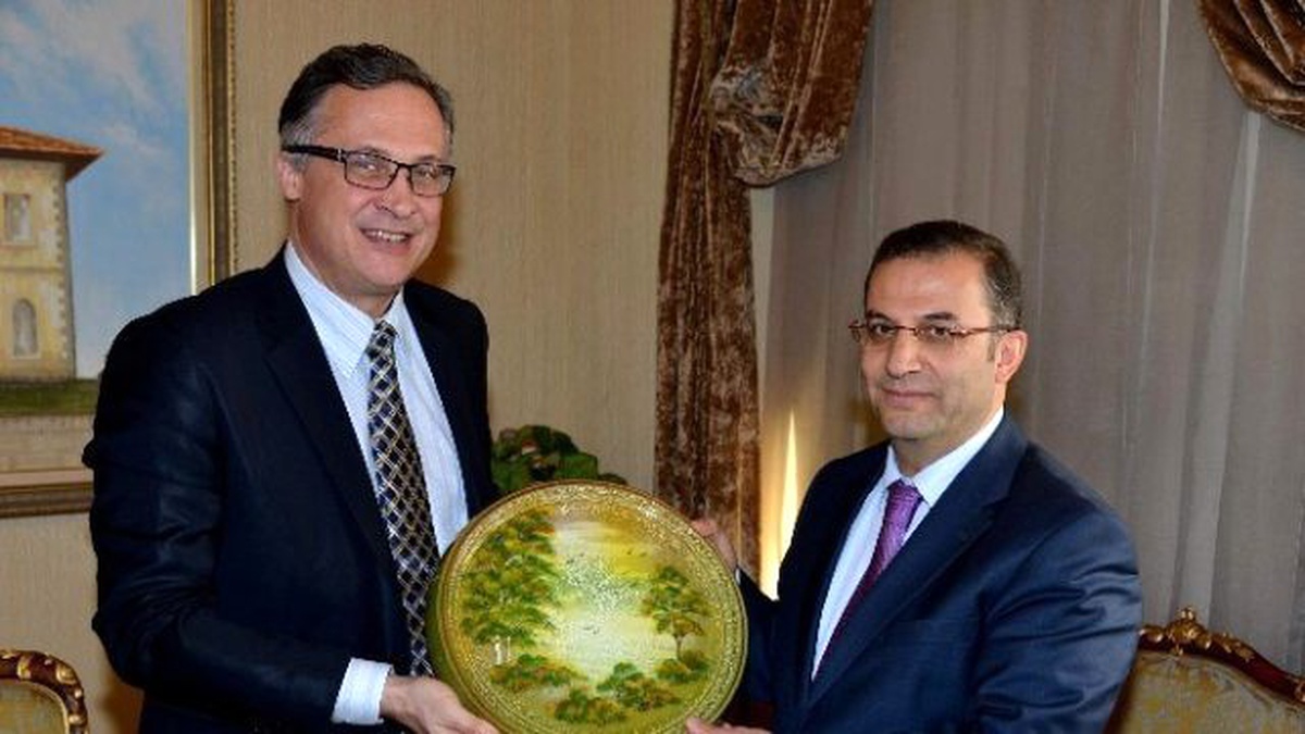 Belarus Cumhuriyeti Ankara Büyükelçisi\'nden Valilik Ziyareti