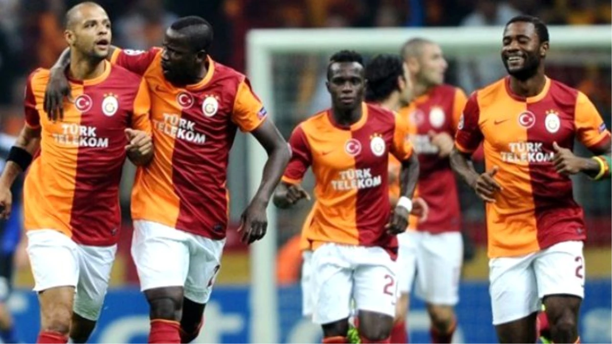 Galatasaray Yönetimi, Eboue\'ye Lisans Çıkaramıyor