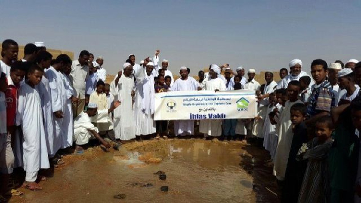 İhlas Vakfı\'ndan Sudan\'a Su Kuyusu