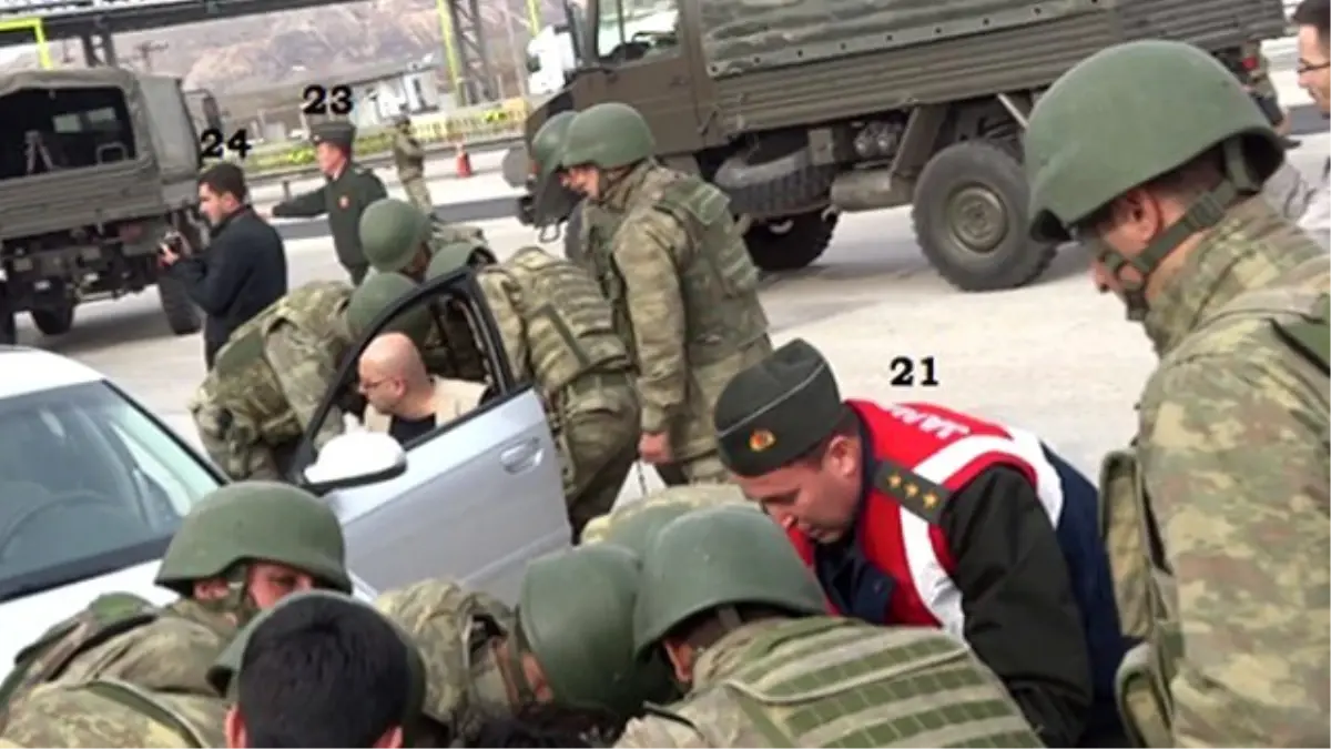 İşte Kare Kare MİT TIR\'larına Yapılan Baskın