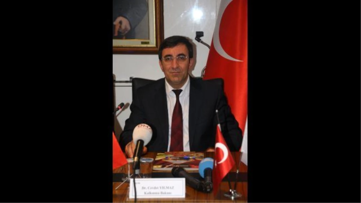 Kalkınma Bakanı Yılmaz, Kilis\'te Organik Zeytinyağı Tesisi Açılışı Yaptı (2)