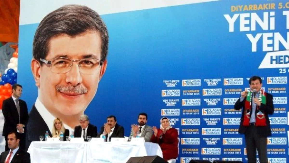 Başbakan Ahmet Davutoğlu Diyarbakır\'da