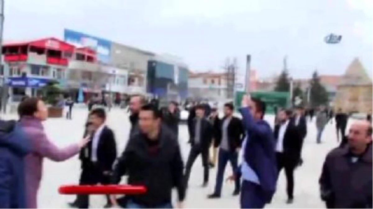 Kırşehir\'de, Hdp\'nin Basın Açıklaması Sırasında Arbede Çıktı