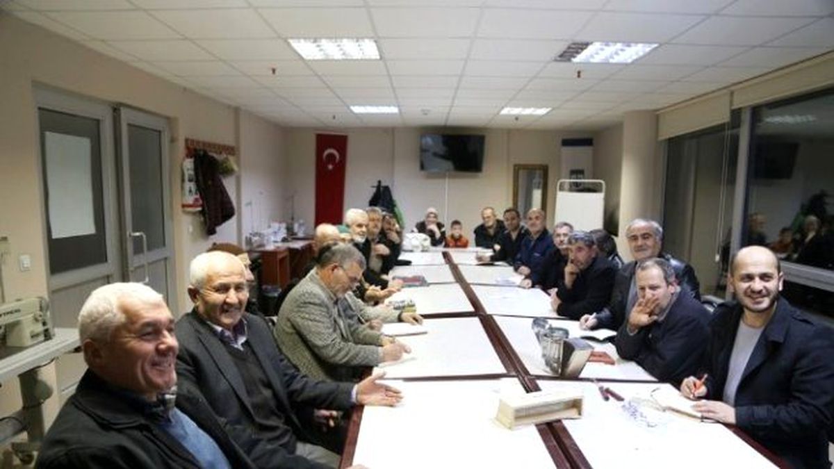 Ko-Mek\'te Arıcılık Kursu Açıldı