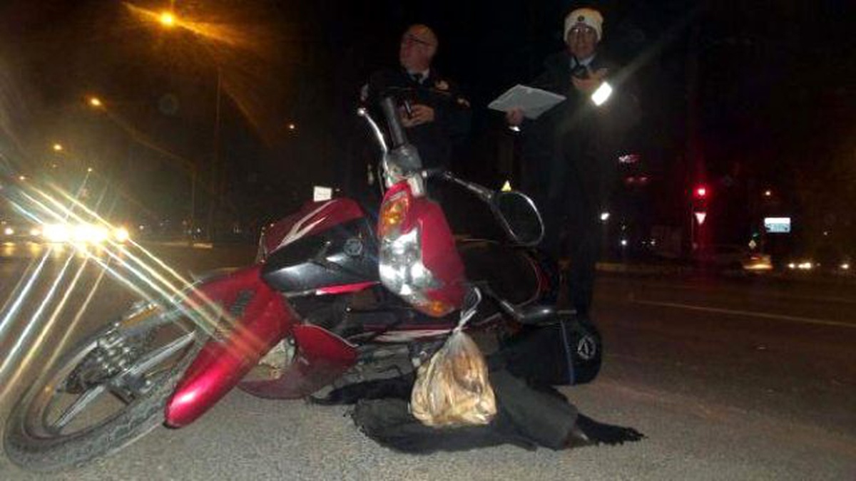 Motosiklete Çarpan Otomobil Sürücüsü Kaçtı