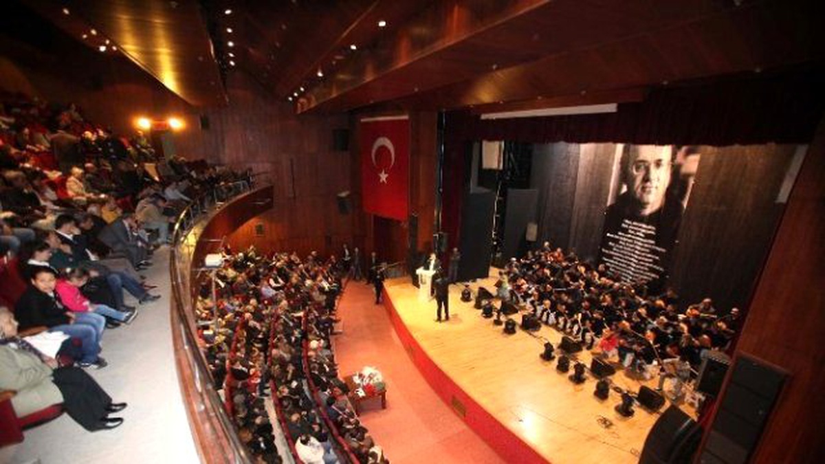 Seyhan Belediyesi, Uğur Mumcu\'yu Anma Etkinliği Düzenledi