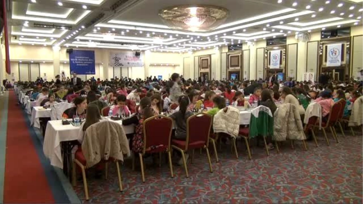 Türkiye Küçükler Satranç Şampiyonası Antalya\'da Başladı