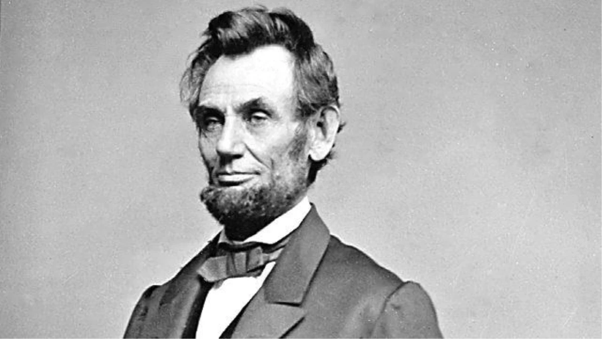 Abraham Lincoln\'un Saçı 25 Bin Dolara Satıldı