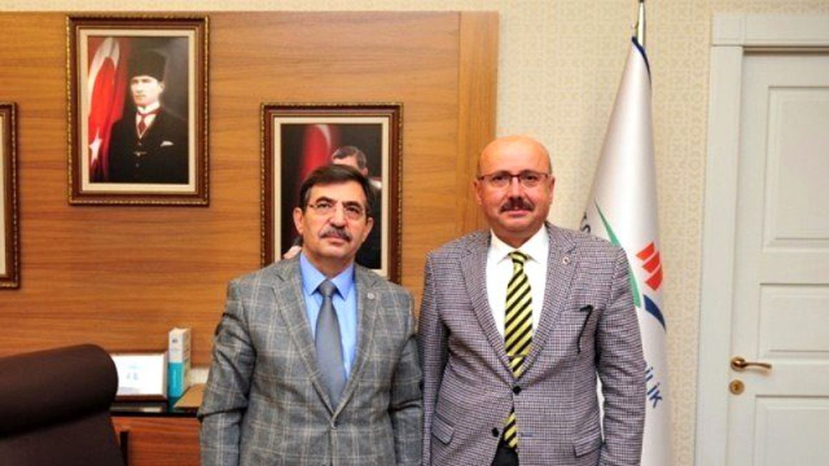 Başkan Samur\'dan Bakan Güllüce\'ye Ziyaret