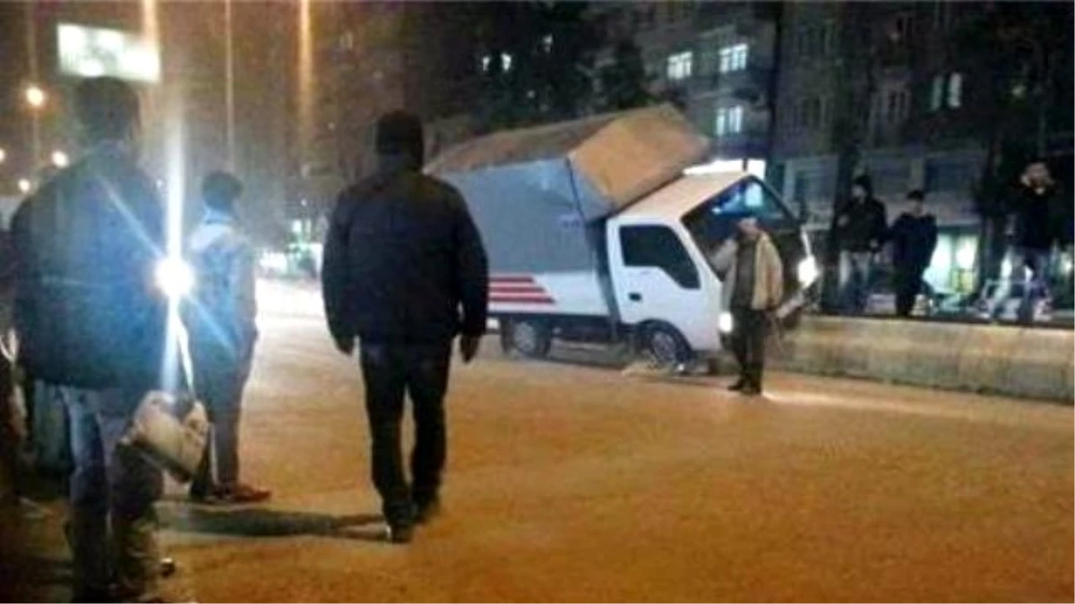 Batman\'da Maddi Hasarlı Trafik Kazası