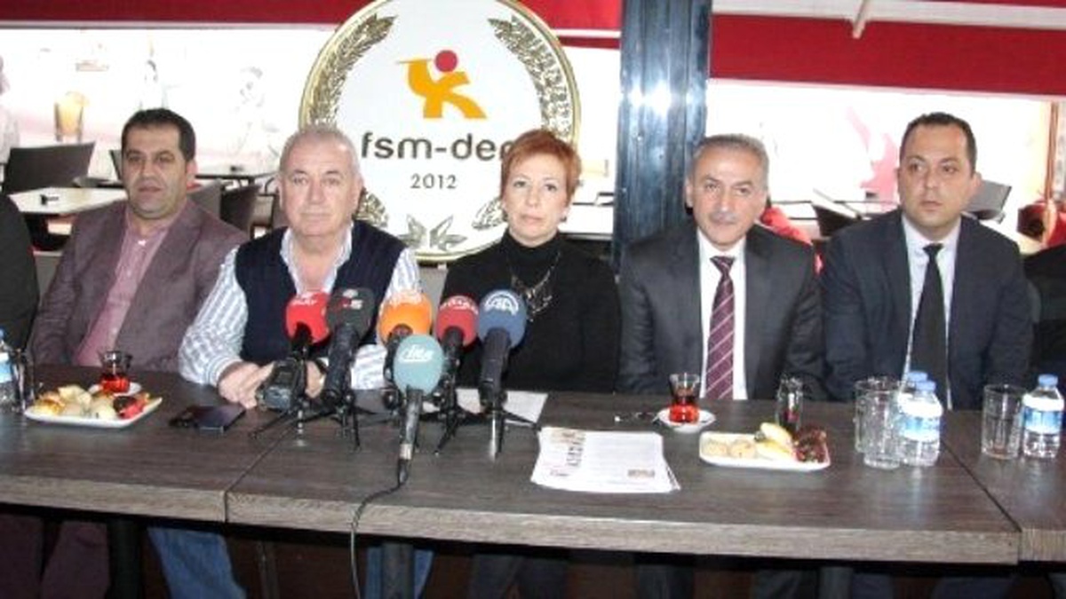 Bursa\'da Fsm Esnafının At Eti Tepkisi