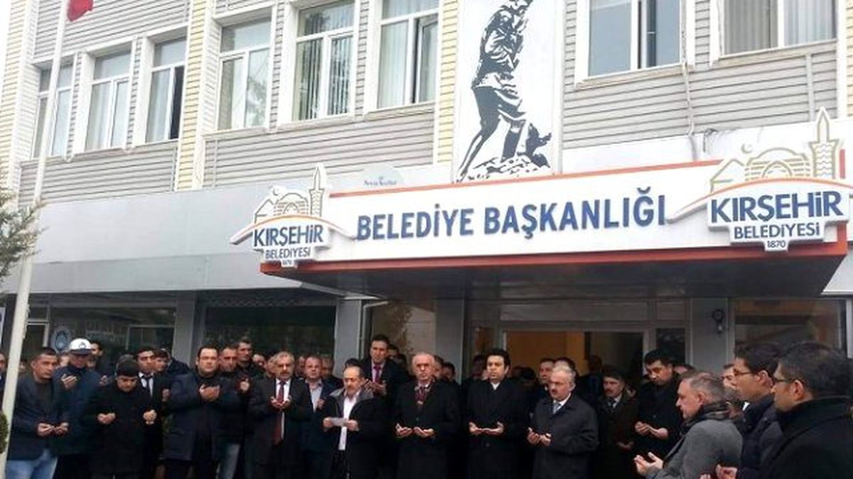 Dualı Açılış Geleneği Bozulmadı