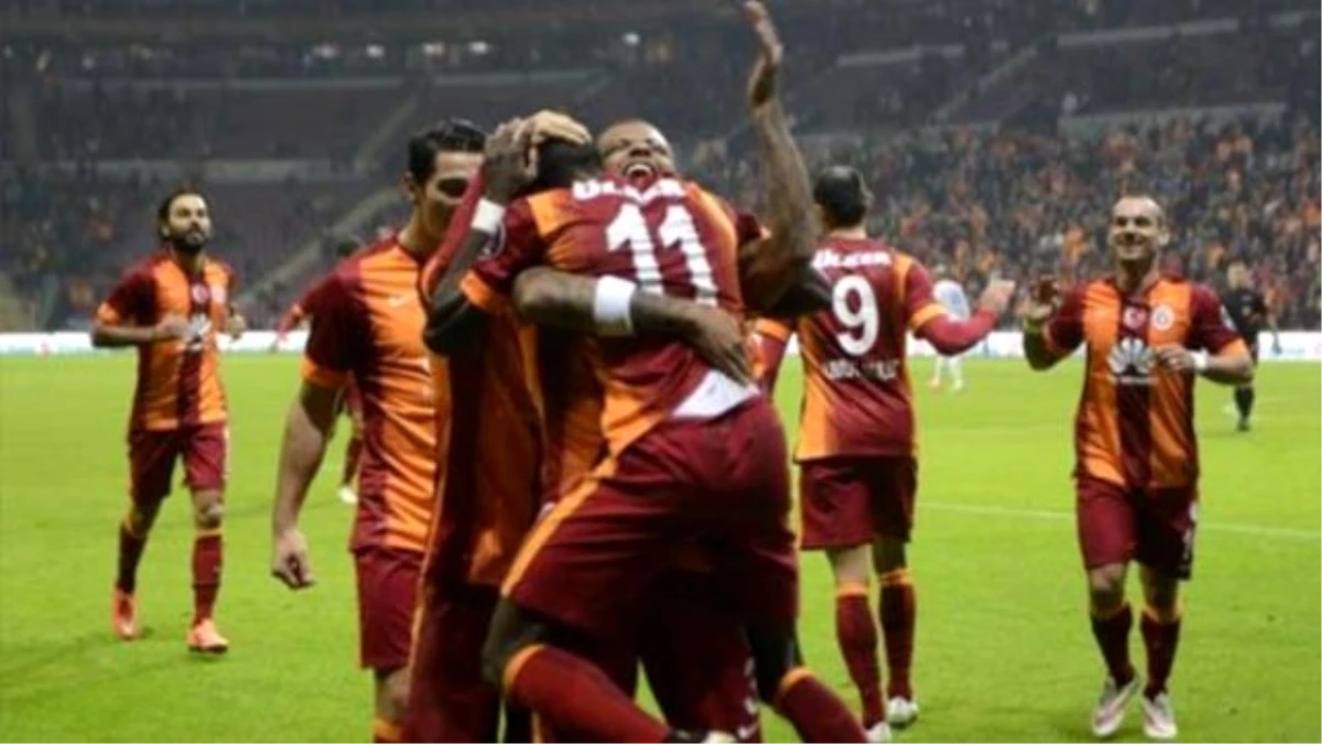 Galatasaray İlk Yarıda İşi Bitirdi