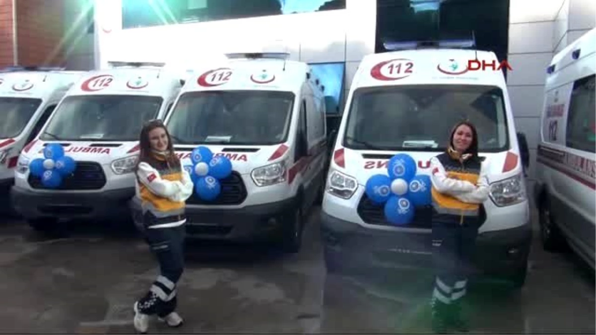 İzmir\'e Biri Özel Donanımlı 24 Yeni Ambulans