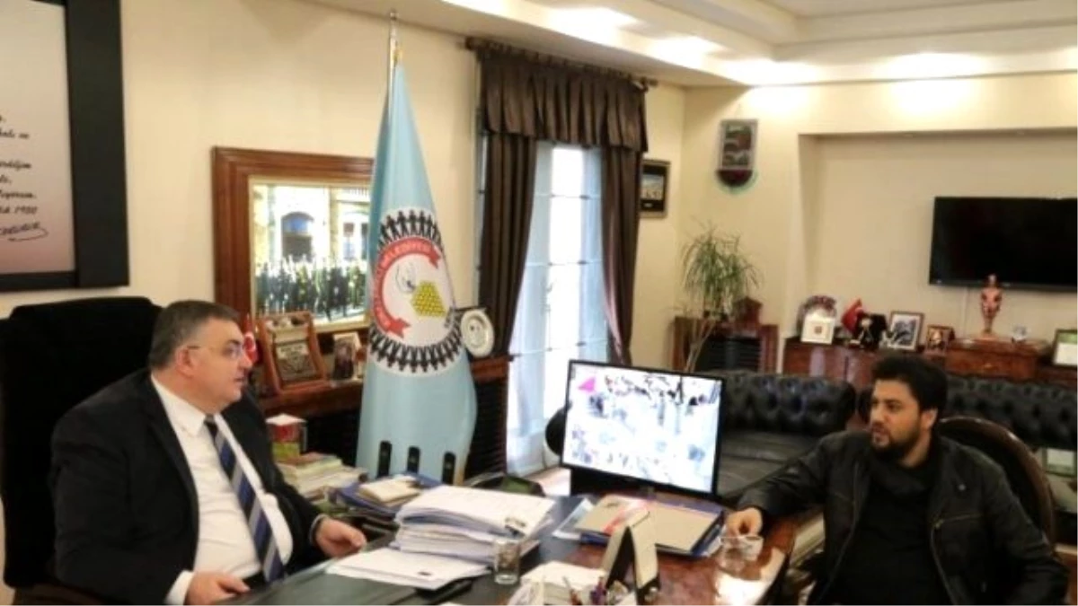 Klarnet Ustası Serkan Çağrı, Kırklareli Belediye Başkanı Kesimoğlu\'nu Ziyaret Etti